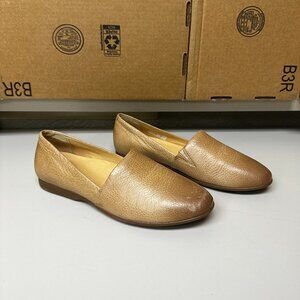 Dansko flats - cream/tan - size 37